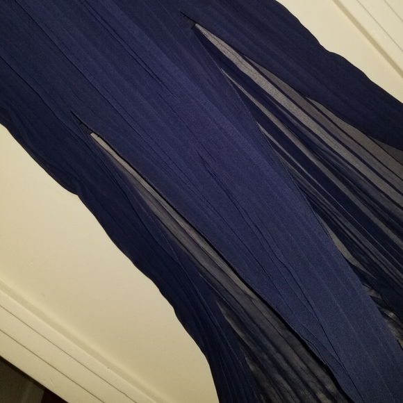 Prom/Homecoming/Ball dress - Picture 2 of 2